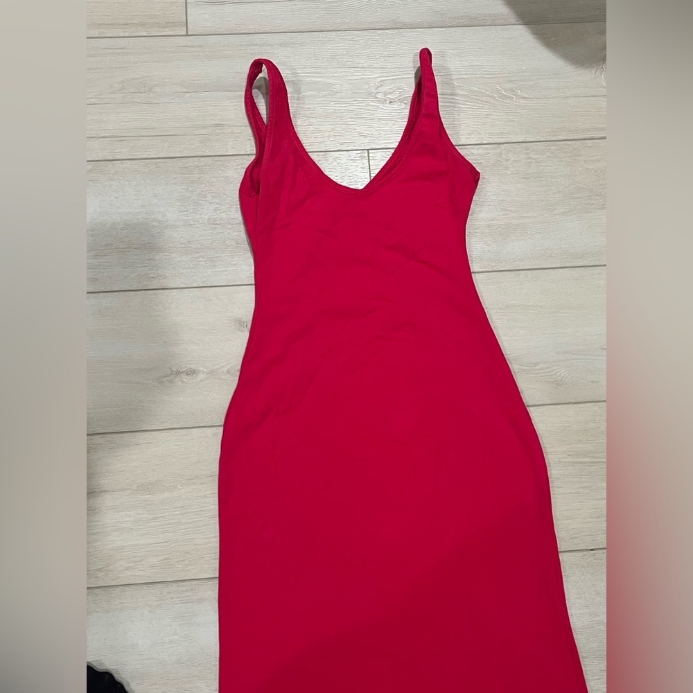 REFORMATION :: DRESS - Picture 7 of 13